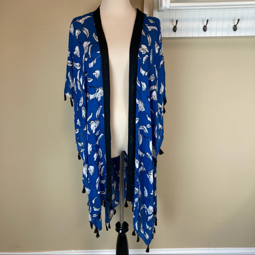 KARL LAGERFELD Paris Blue White Orchid Floral Fringe Boho Kimono Duster Coverup